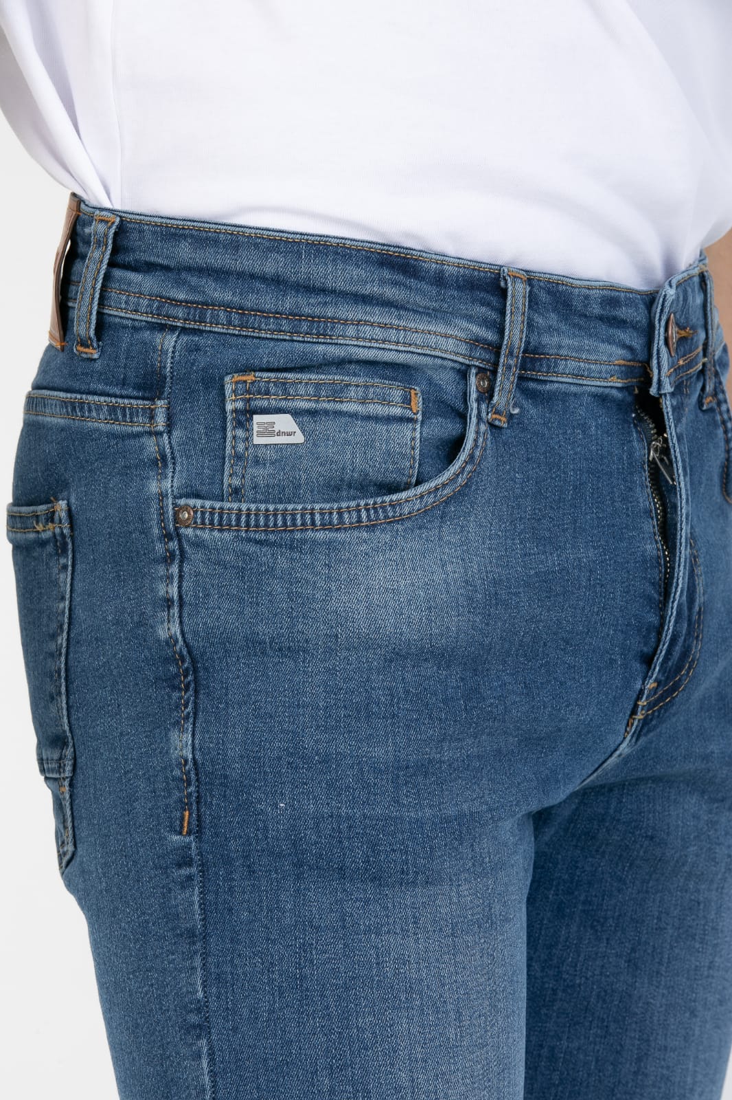 7a88032e-8ced-433e-965e-888ea97dd4b2