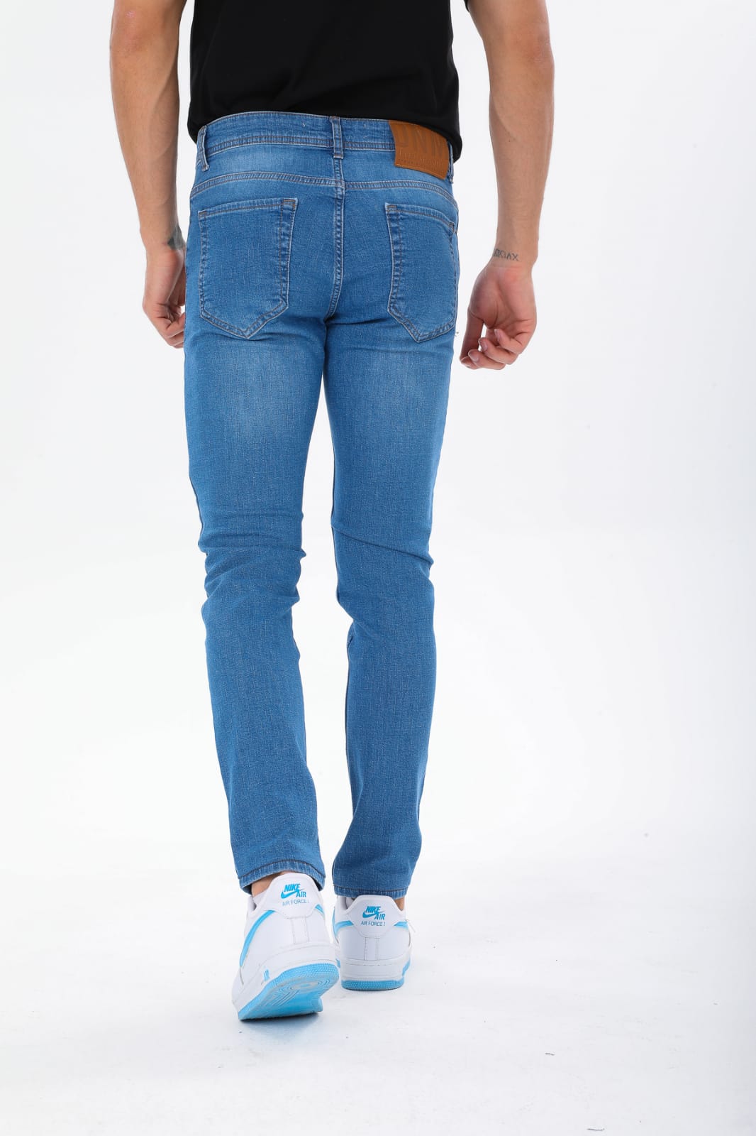 bf18458e-d284-45f1-975b-14b8a6d416ee