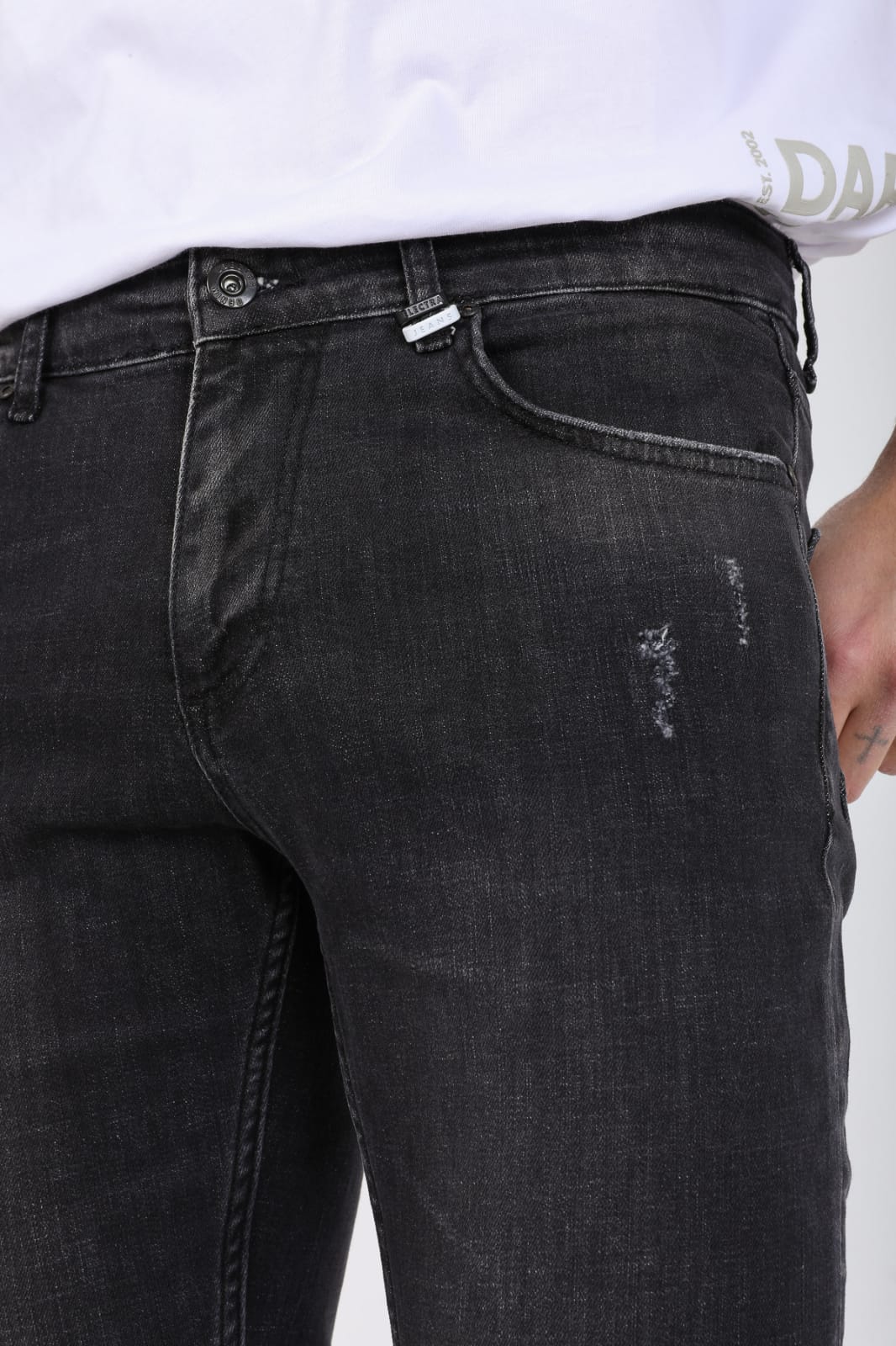 e29736d9-9c1e-4bd2-874d-272a8fb699c9