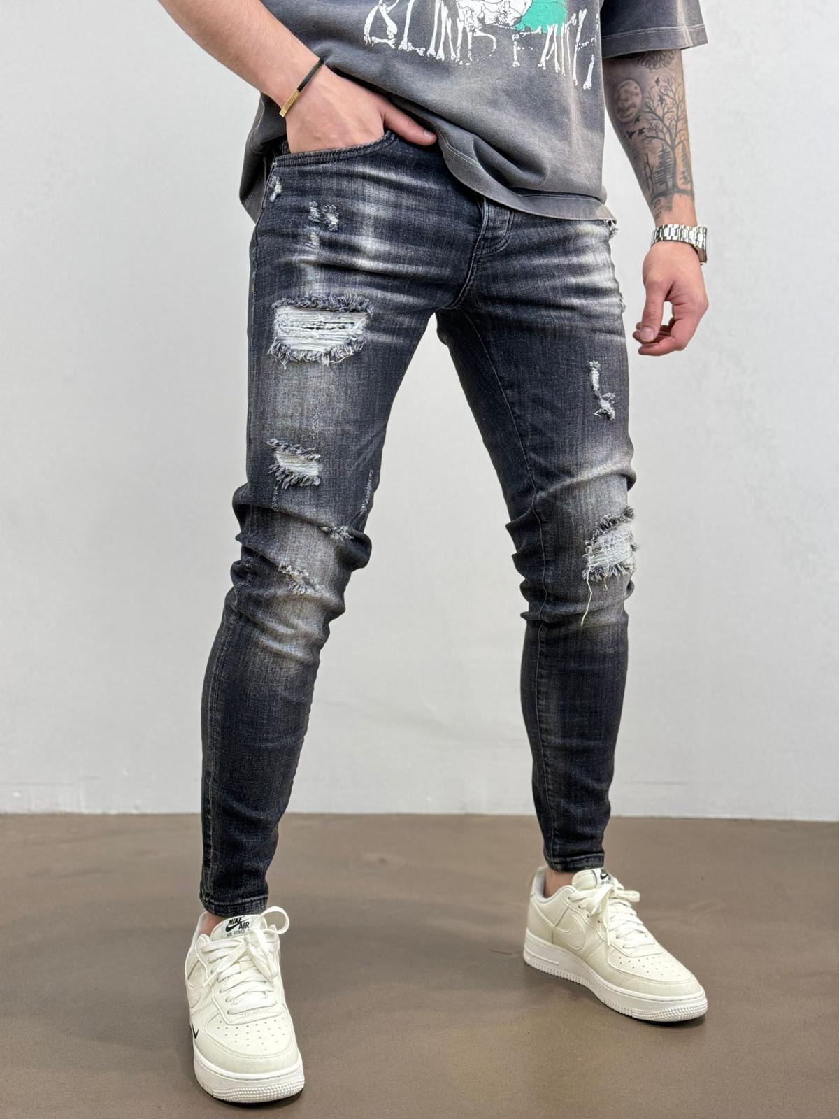 ee7e920f-8830-45c7-bdc3-004110500d28